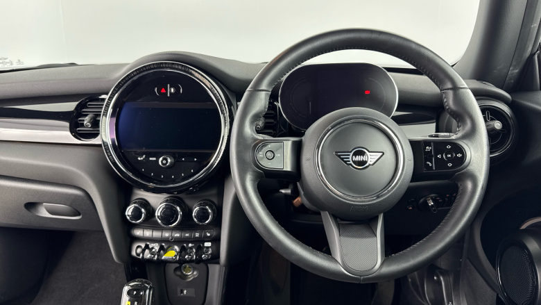 MINI Hatchback 135kW Cooper S Level 2 33kWh 3dr Auto Electric Hatchback